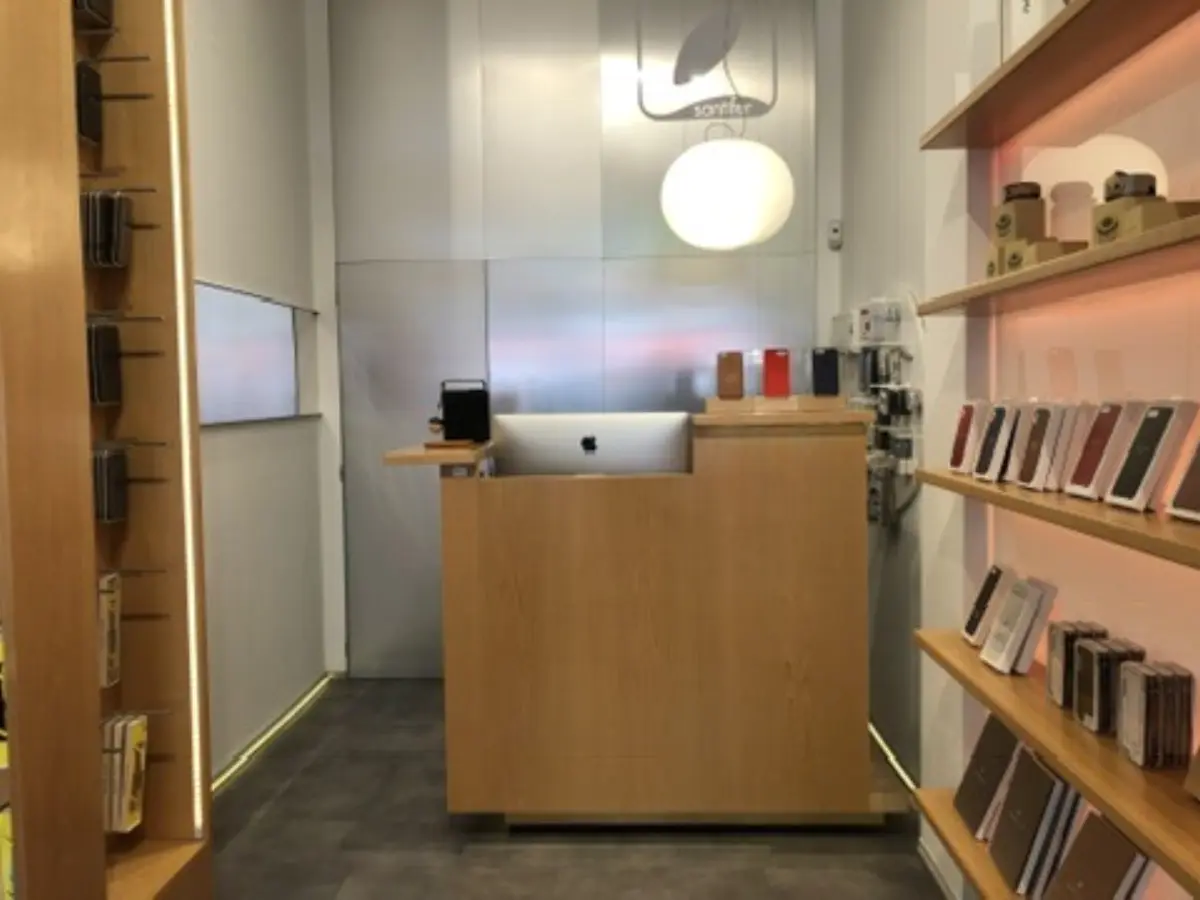 Jinank iRepair interior